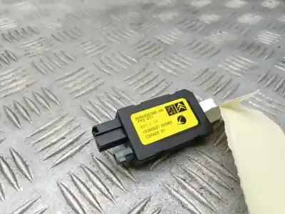 Pezzo di ricambio per auto di seconda mano  per CITROEN C4 LIM.  Riferimenti OEM IAM 9666030380  