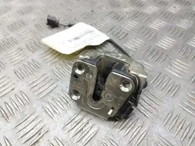 Pièce détachée automobile d'occasion SERRURE DE PORTE AVANT DROITE pour RENAULT MASTER KASTEN  Références OEM IAM 825020011R  