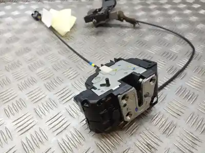Pezzo di ricambio per auto di seconda mano serratura porta posteriore destra per nissan note (e11e) acenta riferimenti oem iam 825009u10  