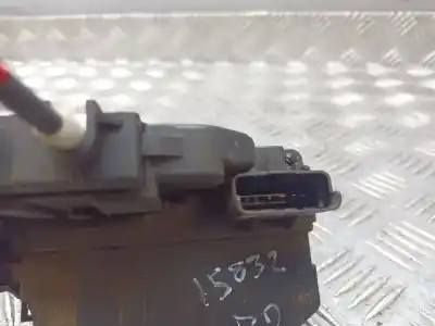 Peça sobressalente para automóvel em segunda mão fechadura da porta dianteira direita por nissan note (e11e) acenta referências oem iam 805009u10  