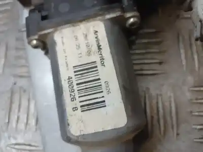 Peça sobressalente para automóvel em segunda mão elevador de vidros dianteiro direito por nissan note (e11e) acenta referências oem iam 400926b  