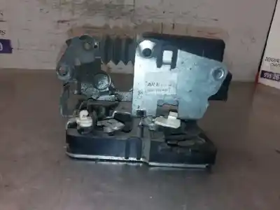 Peça sobressalente para automóvel em segunda mão fechadura da porta traseira direita por dacia logan ambiance referências oem iam 