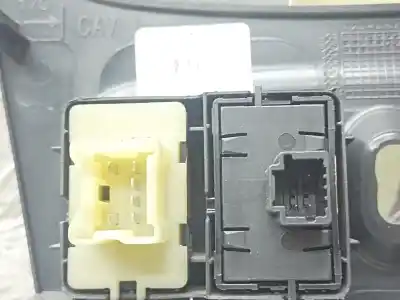 Автозапчастина б/у центральна консоль для dacia logan ii laureate посилання на oem iam 275009384r  