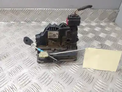 Peça sobressalente para automóvel em segunda mão fechadura da porta dianteira esquerda por opel meriva b design edition referências oem iam 13258271  