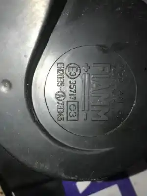 Pezzo di ricambio per auto di seconda mano corno per saab 9-3 berlina 2.0 cat riferimenti oem iam e335717e3  