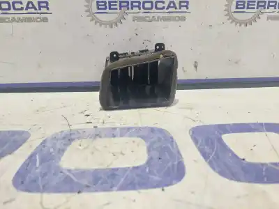 Автозапчастина б/у аераційна решіта для ssangyong kyron 2.0 посилання на oem iam 6962009000  