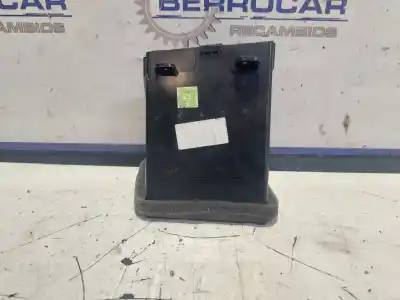 Автозапчастина б/у аераційна решіта для ssangyong kyron 2.0 посилання на oem iam 6962009000  