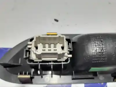 Second-hand car spare part rear right power window switch for renault laguna ii (bg0/1_) 1.9 dci (bg1a, bg1v) oem iam references 8200317494  