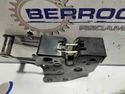 Peça sobressalente para automóvel em segunda mão fechadura do capô por seat exeo berlina (3r2) 2.0 tdi referências oem iam 8e0823509d  