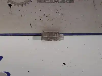 Peça sobressalente para automóvel em segunda mão luz interior por seat exeo berlina (3r2) 2.0 tdi referências oem iam 4b09474155