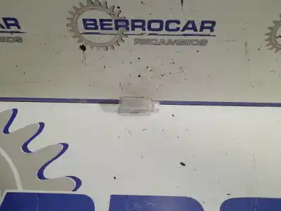 Peça sobressalente para automóvel em segunda mão luz interior por seat exeo berlina (3r2) 2.0 tdi referências oem iam 4b0947415