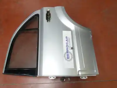 Recambio de automóvil de segunda mano de puerta trasera izquierda para kia sorento 2.5 crdi active referencias oem iam 77003-3e111  