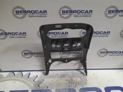 Peça sobressalente para automóvel em segunda mão moldagem por dacia duster (hs_) 1.5 dci 4x4 (hsmc, hsmd) referências oem iam 8200739438  