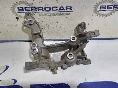 Second-hand car spare part engine support for peugeot expert combi 1.6 blue-hdi fap oem iam references 9804121180  