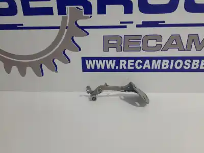 Pezzo di ricambio per auto di seconda mano SUPPORTO / GUIDA PER PORTE SCORREVOLI per IVECO DAILY FURGÓN  Riferimenti OEM IAM 56087IVECO / 5801523375  