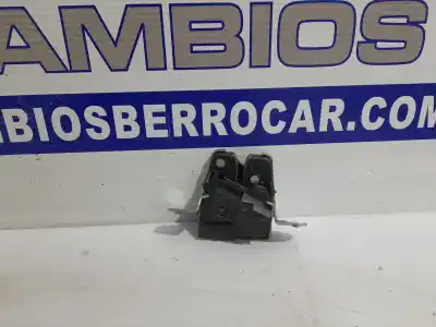 Second-hand car spare part TRUNK LOCK for MERCEDES-BENZ CLASE C (W204) LIM.  OEM IAM references A2047400535  