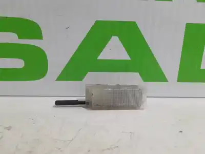 Second-hand car spare part interior light for citroen c4 sedan 1.6 16v cat (nfu / tu5jp4) oem iam references pa6-mx30
