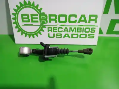Pièce détachée automobile d'occasion POMPE D'EMBRAYAGE pour OPEL ZAFIRA B  Références OEM IAM 90581565  