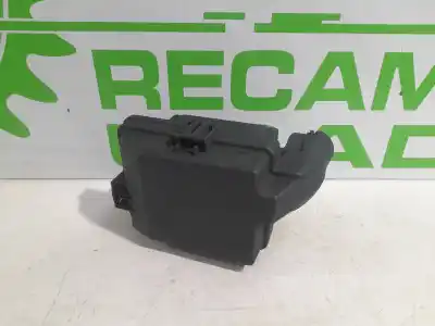 Pièce détachée automobile d'occasion BOÎTES À FUSIBLES pour IVECO DAILY CAJA ABIERTA  Références OEM IAM 69500825  