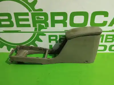 Second-hand car spare part center armrest for renault megane ii familiar 1.9 dci diesel oem iam references 8200079091 Second-hand car spare part center armrest for renault megane ii familiar 1.9 dci diesel oem iam references 8200079091