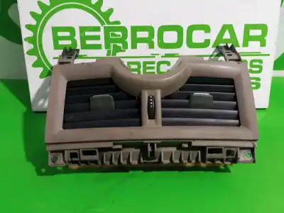 Second-hand car spare part air ventilation grille for renault megane ii familiar 1.9 dci diesel oem iam references a1007021 Second-hand car spare part air ventilation grille for renault megane ii familiar 1.9 dci diesel oem iam references a1007021