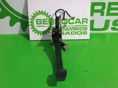 Second-hand car spare part clutch pedal for renault megane ii familiar 1.9 dci diesel oem iam references l102005 Second-hand car spare part clutch pedal for renault megane ii familiar 1.9 dci diesel oem iam references l102005