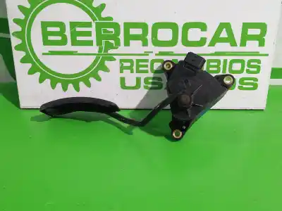 Second-hand car spare part accelerator pedal for renault megane ii familiar 1.9 dci diesel oem iam references 8200153270  