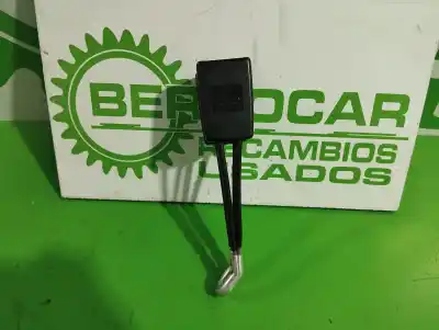 Автозапчасти б/у крюк для пояса за seat toledo (1m2) 1.9 tdi ссылки oem iam 1c0857488a  