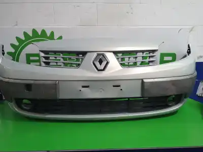Автозапчастина б/у передній бампер для renault scenic ii 1.6 16v посилання на oem iam 8200139528