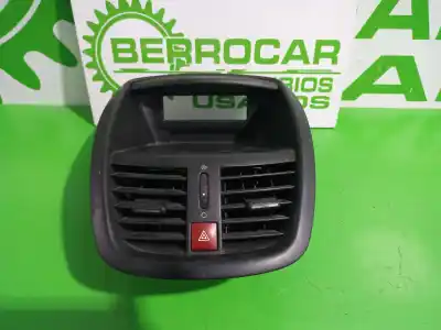 Second-hand car spare part air ventilation grille for peugeot 207 1.4 oem iam references 9650068177