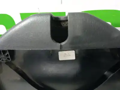 Автозапчасти б/у обивка задней двери за land rover range rover (lm) 3.6 td v8 ссылки oem iam l057750  