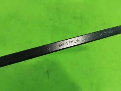 Peça sobressalente para automóvel em segunda mão haste de escova dianteiro esquerdo por ford focus berlina (cap) 1.6 16v cat referências oem iam 4m5117526ab  