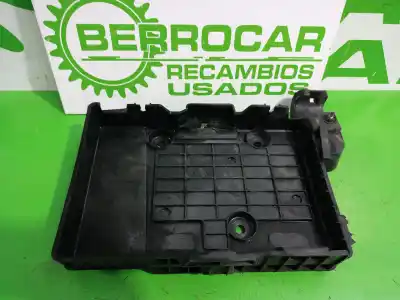 Second-hand car spare part medium for renault megane ii familiar 1.9 dci diesel oem iam references 8200166032   Second-hand car spare part medium for renault megane ii familiar 1.9 dci diesel oem iam references 8200166032