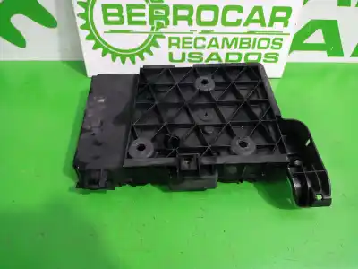 Second-hand car spare part medium for renault megane ii familiar 1.9 dci diesel oem iam references 8200166032   Second-hand car spare part medium for renault megane ii familiar 1.9 dci diesel oem iam references 8200166032