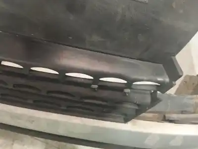 Pezzo di ricambio per auto di seconda mano paraurti anteriore per renault clio ii fase ii (b/cb0) 1.5 dci diesel 65 cv / 48 kw riferimenti oem iam 82000744  