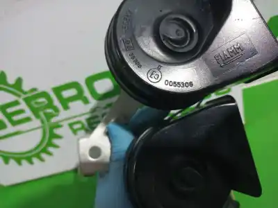 Pezzo di ricambio per auto di seconda mano corno per citroen c4 lim. business riferimenti oem iam e30055306  