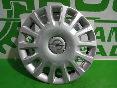 Pièce détachée automobile d'occasion CAPUCHONS DE MOYEUX pour OPEL VECTRA C BERLINA  Références OEM IAM 13211852  