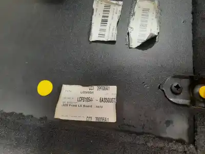 Автозапчасти б/у обивка пола багажника за land rover range rover (lm) 3.6 td v8 ссылки oem iam lcf010544  