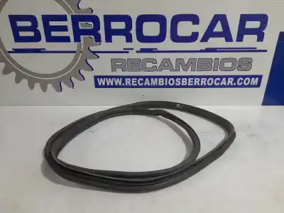 Tweedehands auto-onderdeel deurcontour rubber voor peugeot 307 (s1) 2.0 hdi cat oem iam-referenties 9634451780