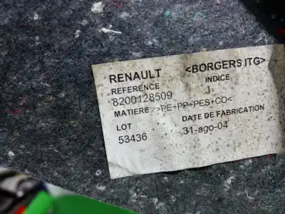 Автозапчастина б/у оббівка багажника підлоги для renault megane ii familiar 1.9 dci diesel посилання на oem iam 8200128509  
