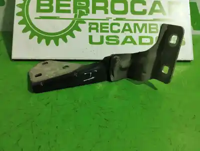 Second-hand car spare part bonnet hinge for renault megane ii familiar 1.9 dci diesel oem iam references 011074e Second-hand car spare part bonnet hinge for renault megane ii familiar 1.9 dci diesel oem iam references 011074e