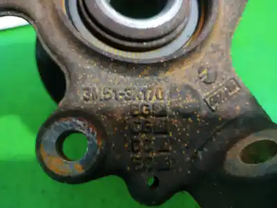Pièce détachée automobile d'occasion moyeu de roue avant droite pour ford focus berlina (cap) 1.6 16v cat références oem iam 3m513k170  