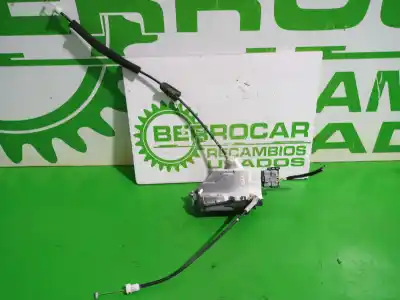 Second-hand car spare part front right door lock for citroen c3 exclusive oem iam references a048069