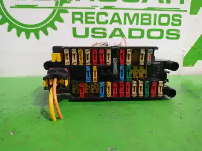 Second-hand car spare part fuse box unit for peugeot partner (s1) (07.1996) rhydw10td oem iam references 963551828  
