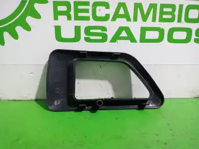 Pezzo di ricambio per auto di seconda mano modanatura per peugeot partner (s1) 2.0 hdi cat riferimenti oem iam 960555697  