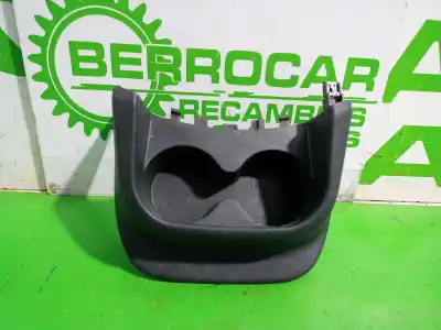 Автозапчастина б/у центральний підставник для renault scenic iii xmod bose посилання на oem iam 684300001r  