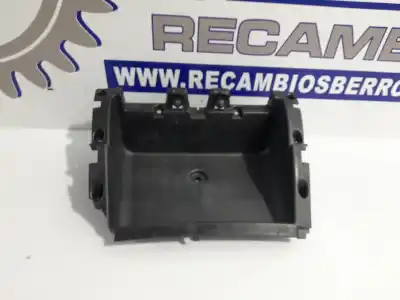 Pièce détachée automobile d'occasion BOITE À GANTS pour IVECO DAILY FURGÓN  Références OEM IAM 5801667830  