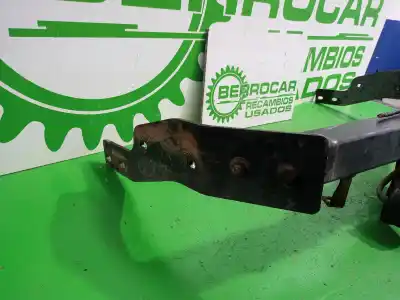 Pezzo di ricambio per auto di seconda mano ATTACCO PER RIMORCHIO per KIA SORENTO I (JC) 2.5 CRDI Riferimenti OEM IAM E3000AA  