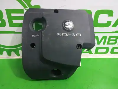 Pezzo di ricambio per auto di seconda mano COPERCHIO MOTORE per SEAT IBIZA 2 GENERACION [1993 1999] HATCHBACK 5PUERTAS 1.9 D MT Riferimenti OEM IAM 038103925L  