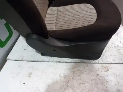 Pezzo di ricambio per auto di seconda mano sedile anteriore destro per lancia ypsilon (101) 1.3 multijet 16v argento (10.2006->) riferimenti oem iam 51715927  